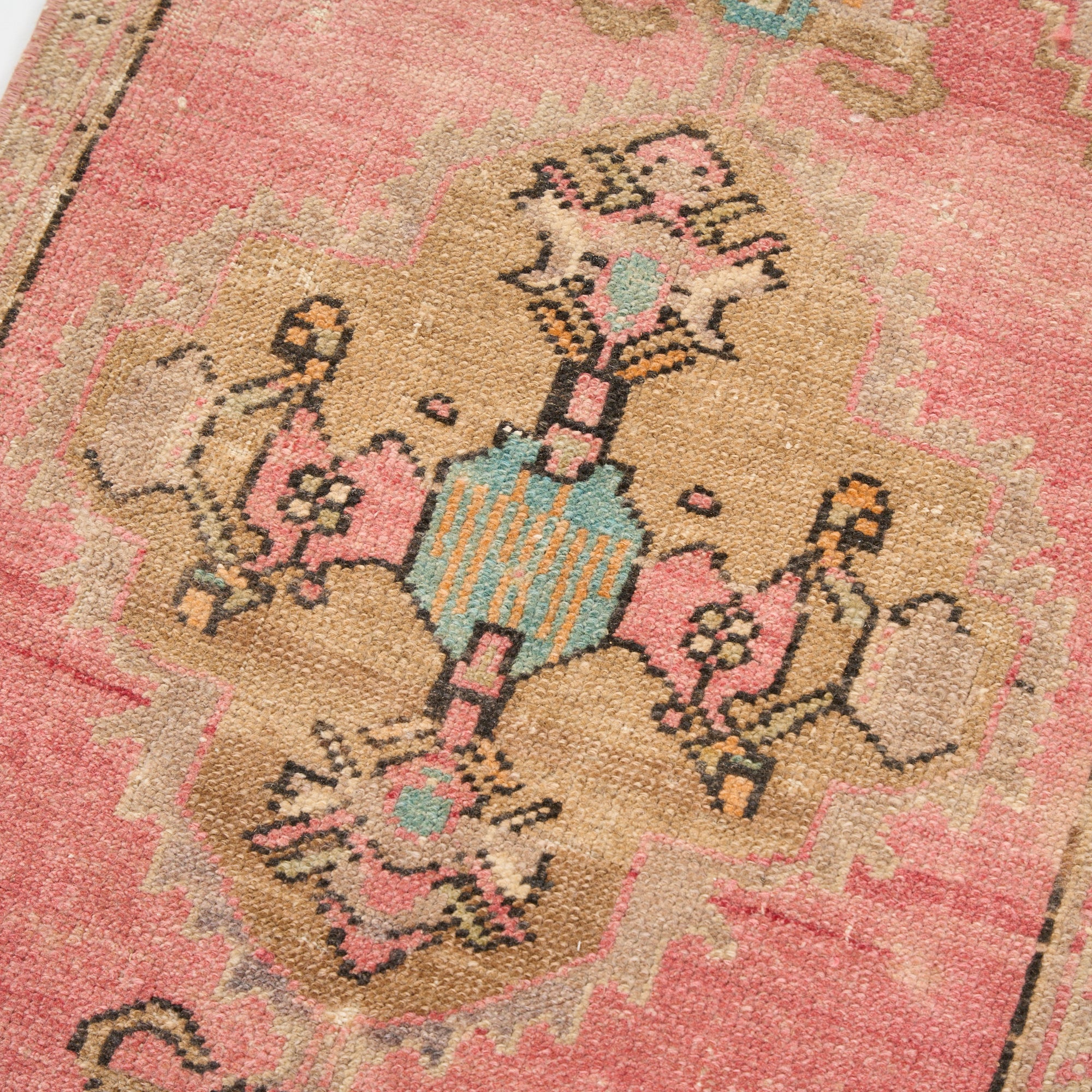 Miva (Tranquility & Elegance)