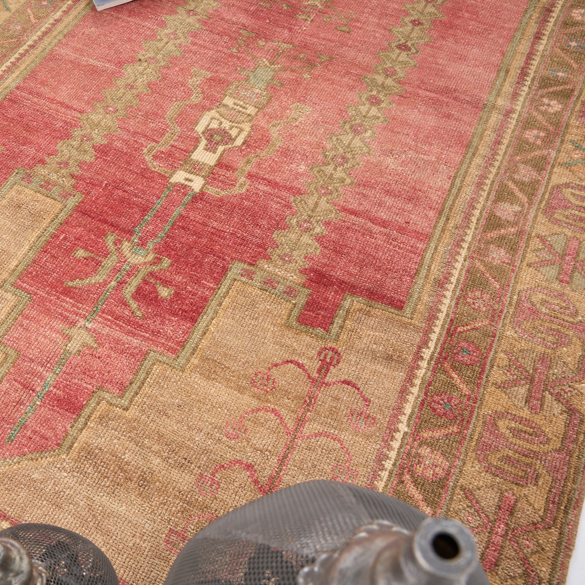 Kızılce (Burnt Rose)