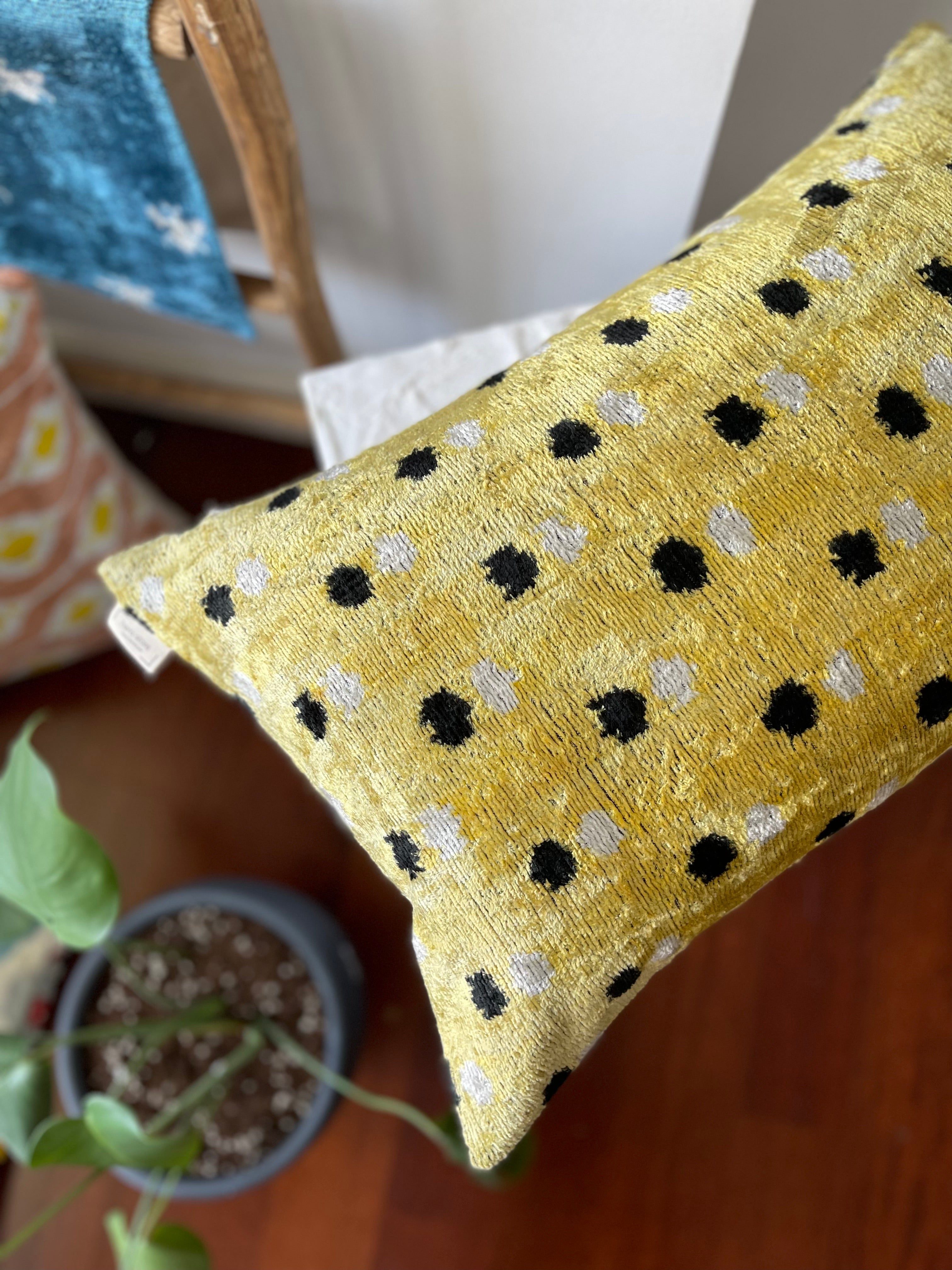Dotted Lemon Ikat Pillow Cover