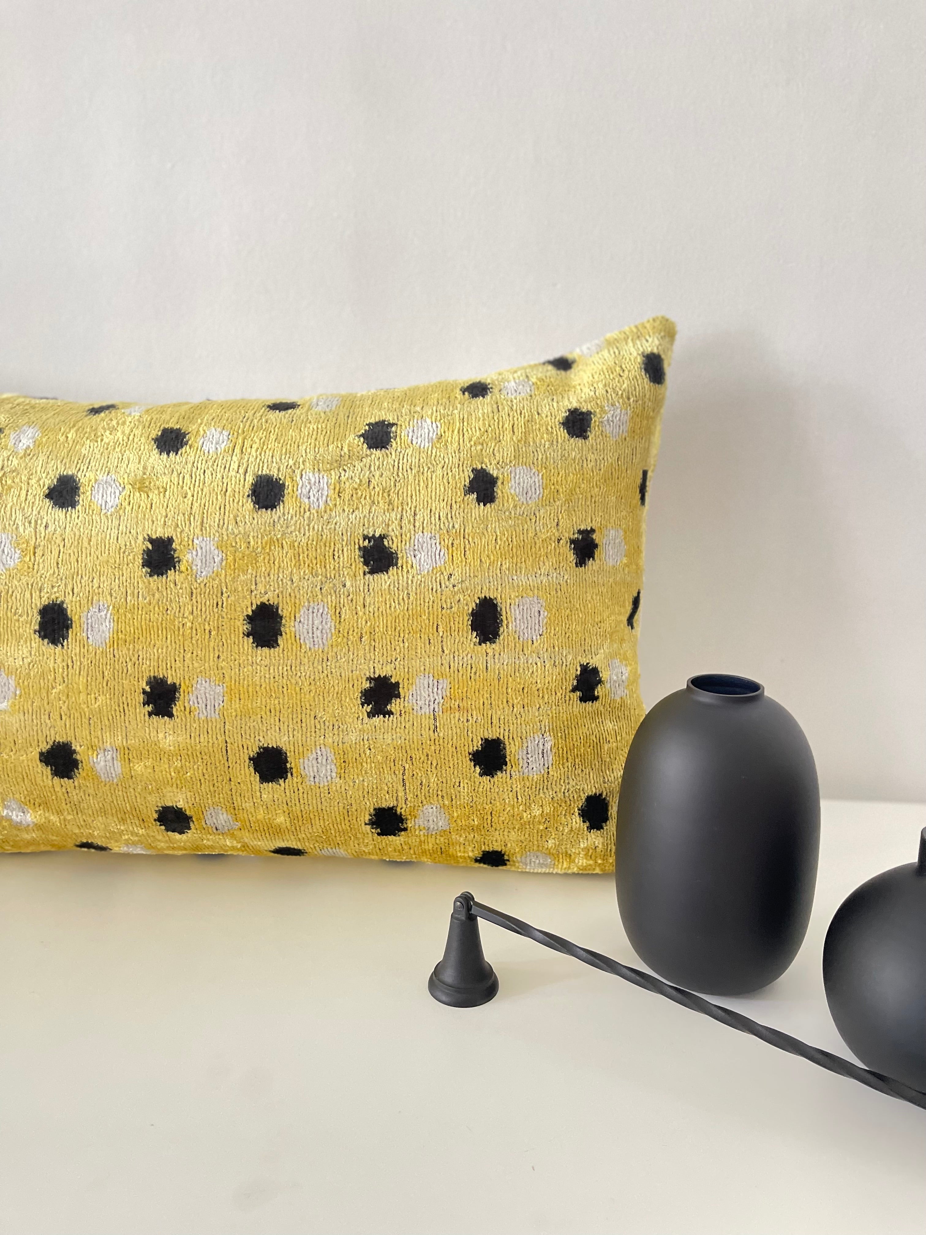 Dotted Lemon Ikat Pillow Cover