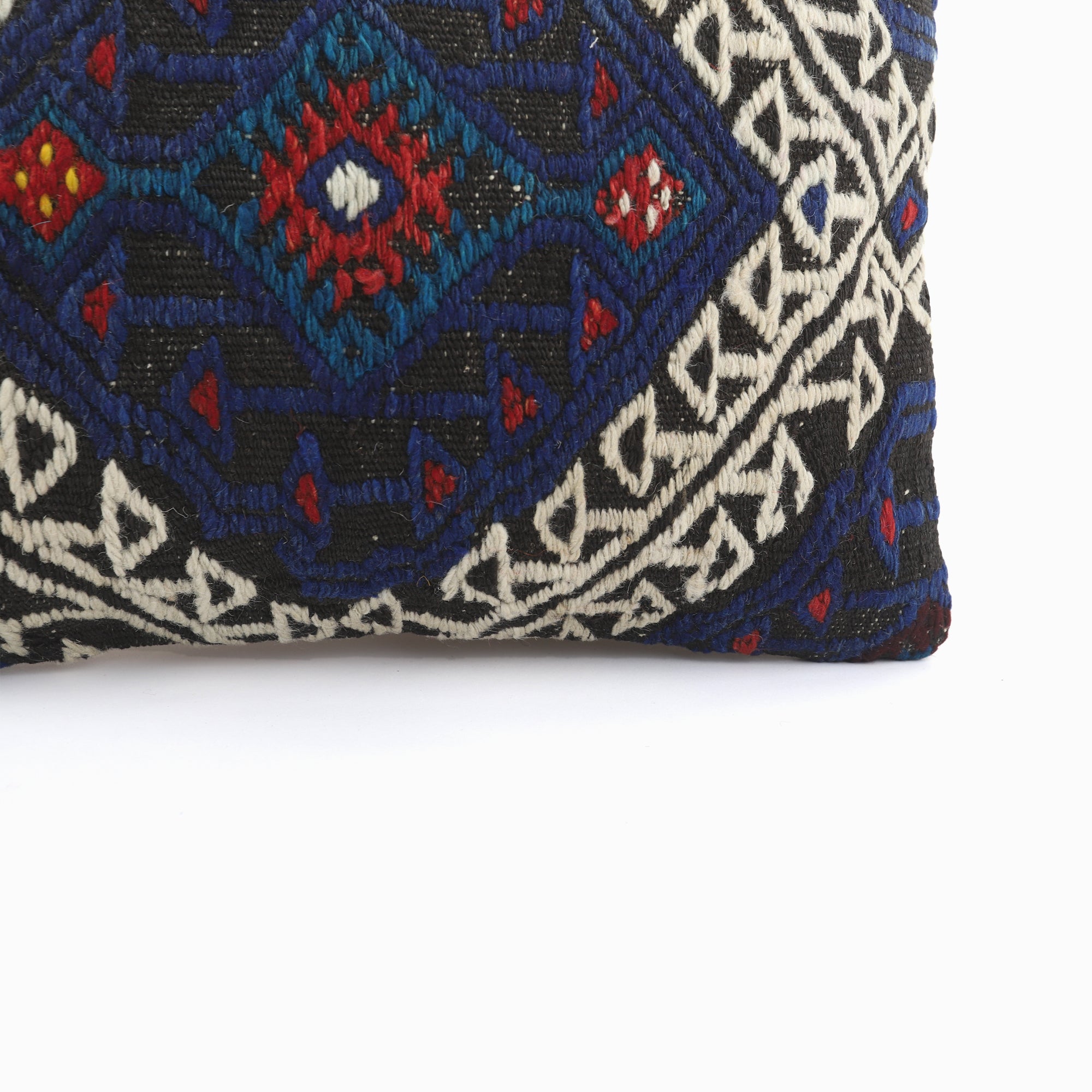 Bohemian Style Kilim Cushion - 16x16''