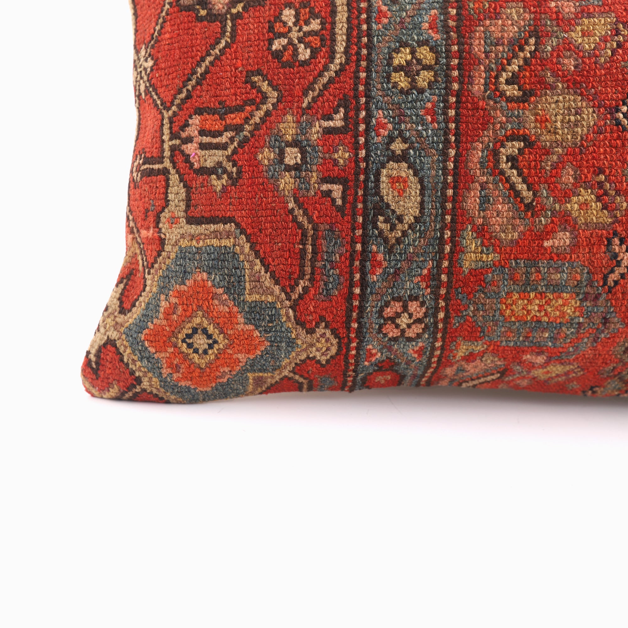 Old World Rug Cushion - 16x24”