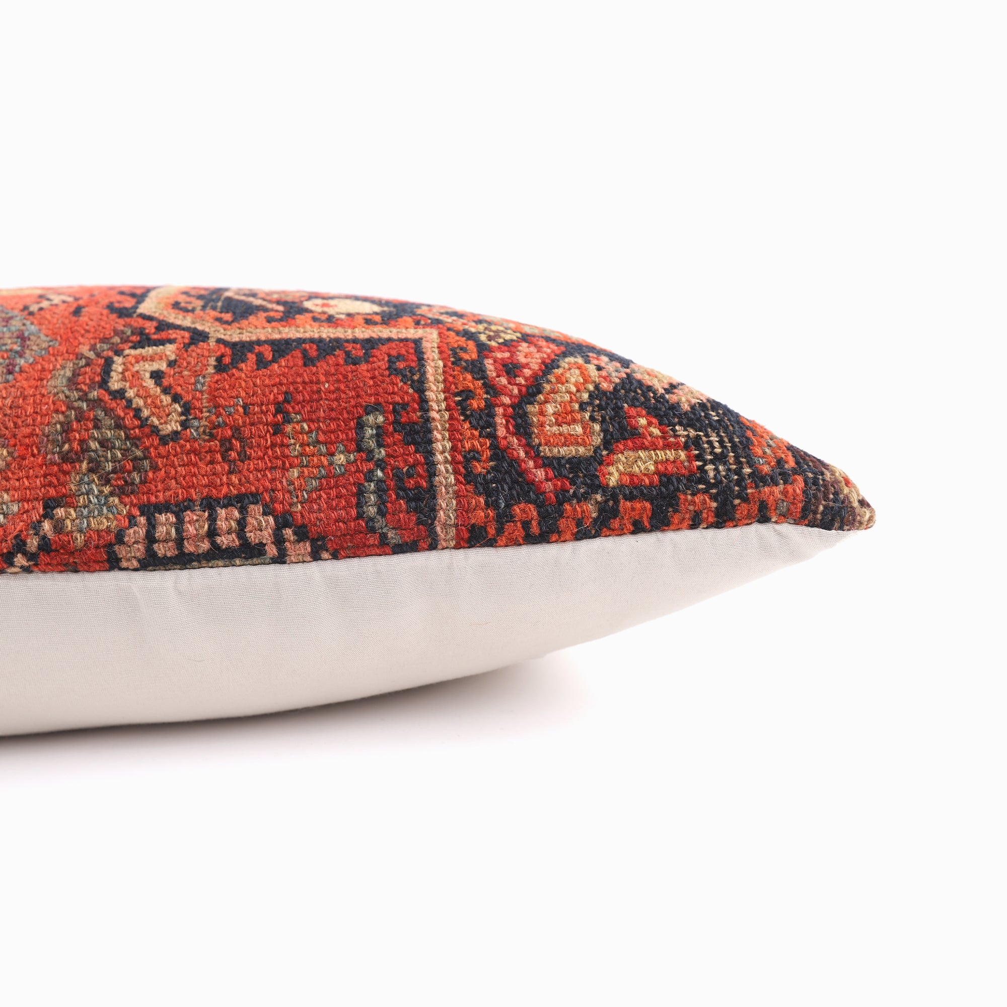 Old World Rug Cushion - 16x24”