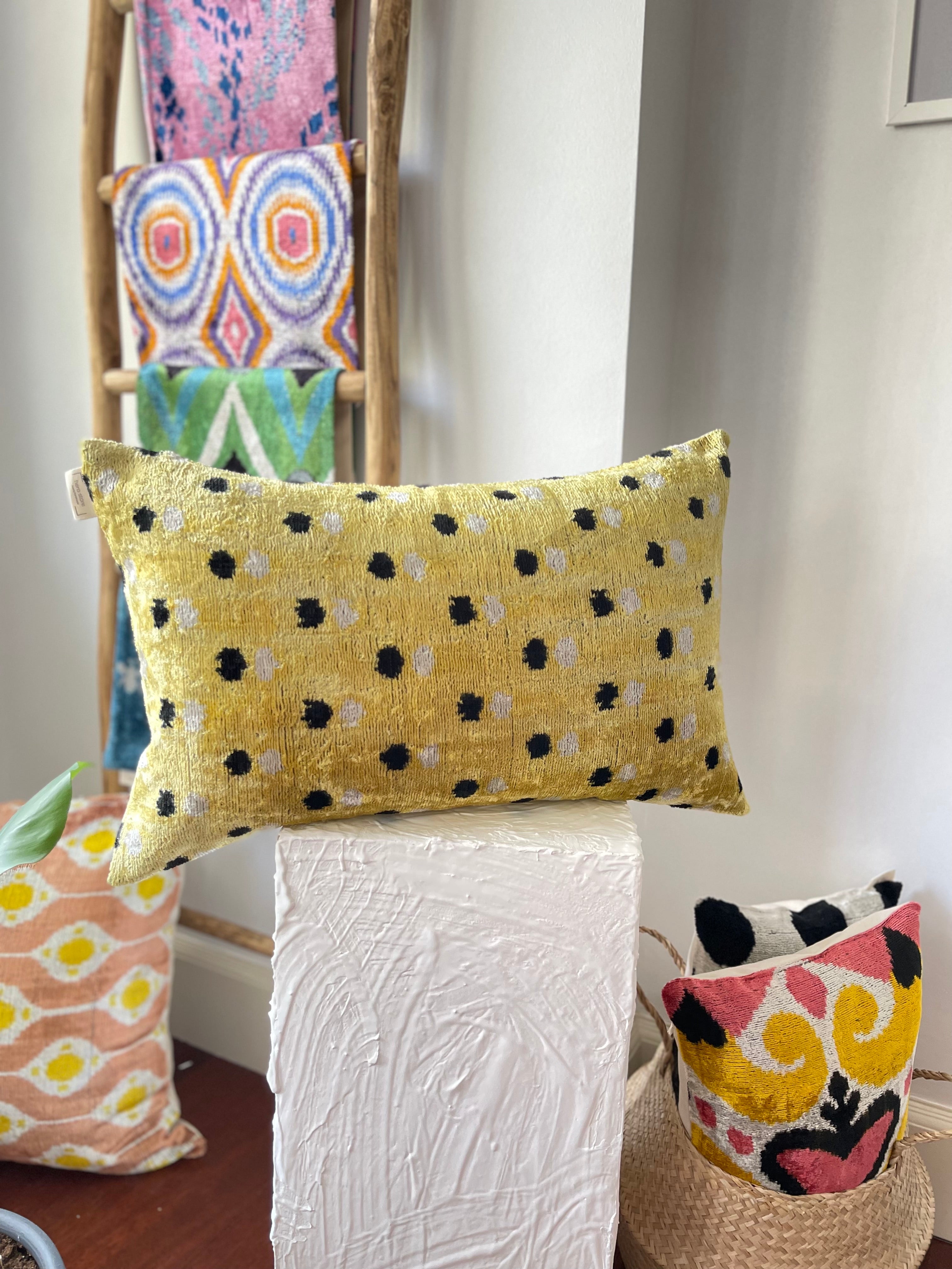 Dotted Lemon Ikat Pillow Cover